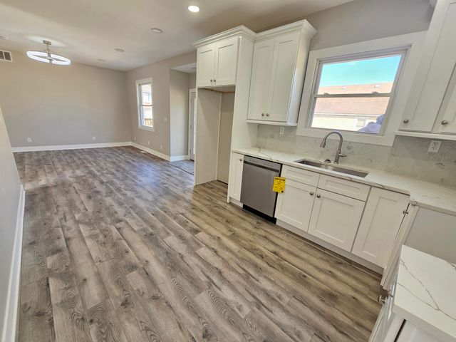 970 Murray Street, Hammond, IN 46320