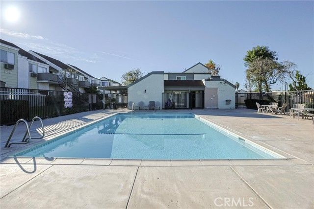 631 N Bristol 62, Santa Ana, CA 92703