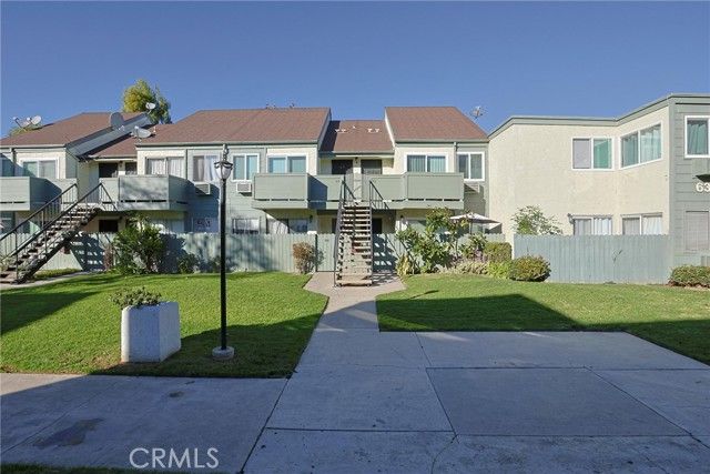 631 N Bristol 62, Santa Ana, CA 92703