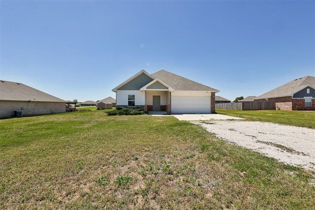 15944 Spur Circle, Mcloud, OK 74851