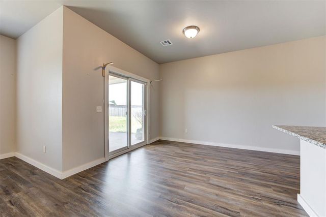 15944 Spur Circle, Mcloud, OK 74851
