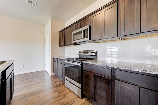 15944 Spur Circle, Mcloud, OK 74851