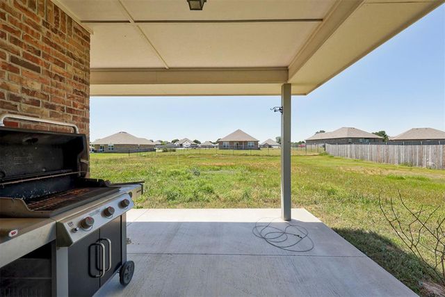 15944 Spur Circle, Mcloud, OK 74851