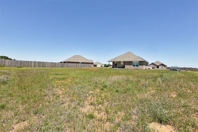15944 Spur Circle, Mcloud, OK 74851