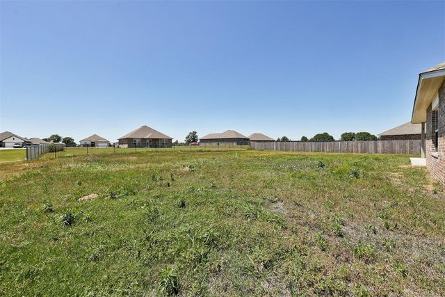 15944 Spur Circle, Mcloud, OK 74851