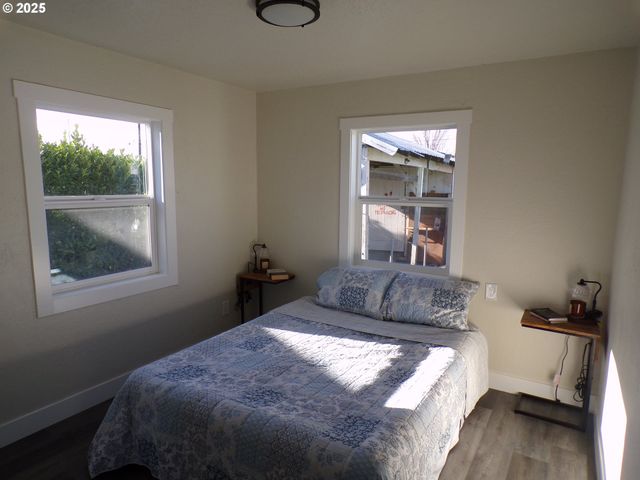 1925 LIBERTY St, Salem, OR 97317