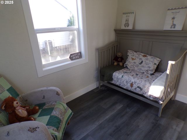 1925 LIBERTY St, Salem, OR 97317