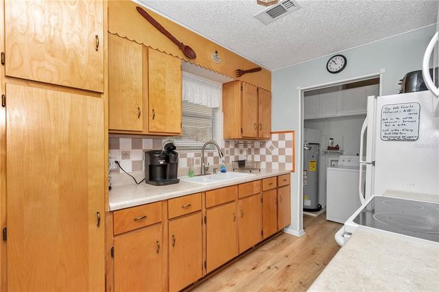 6306 NW 61ST LANE, Ocala, FL 34482