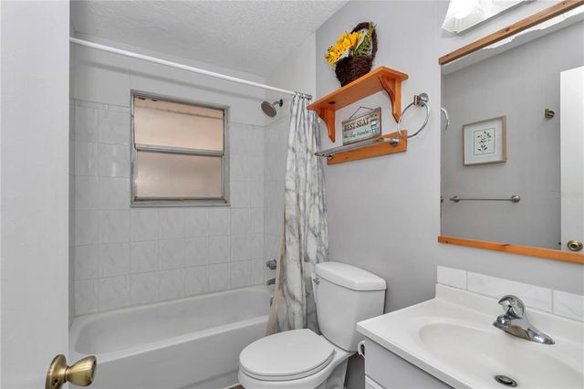 6306 NW 61ST LANE, Ocala, FL 34482