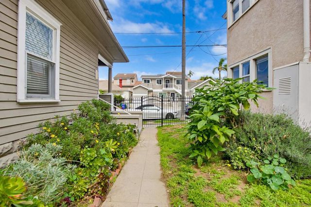 137 Pennsylvania Avenue, San Diego, CA 92103