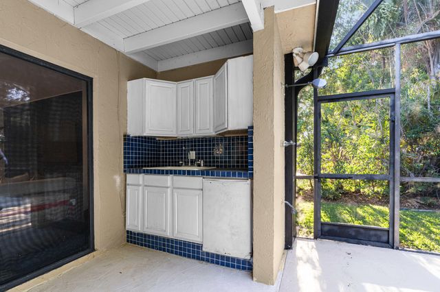 10264 Crosswind Road, Boca Raton, FL 33498