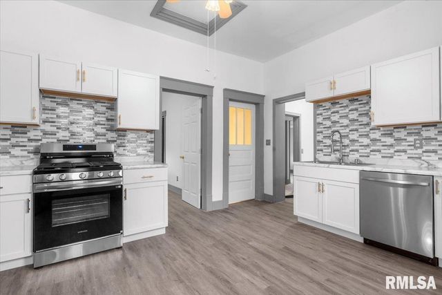 1617 Cummins Avenue, Springfield, IL 62702