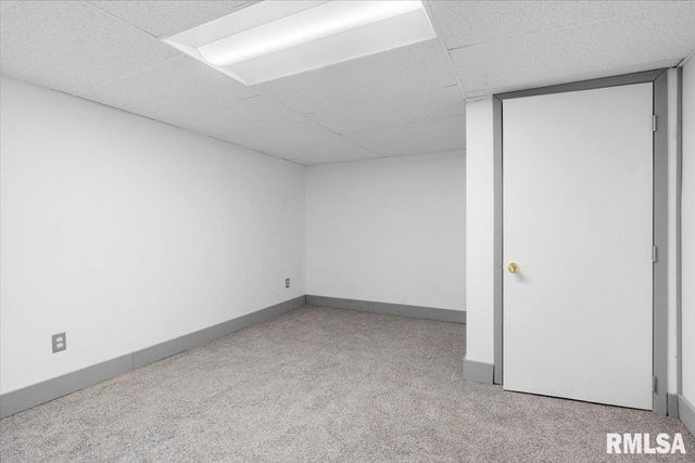 1617 Cummins Avenue, Springfield, IL 62702