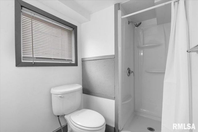 1617 Cummins Avenue, Springfield, IL 62702