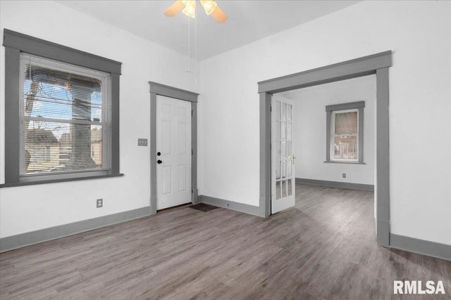 1617 Cummins Avenue, Springfield, IL 62702