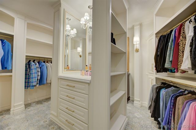 8406 S Nogales Avenue, Tulsa, OK 74132