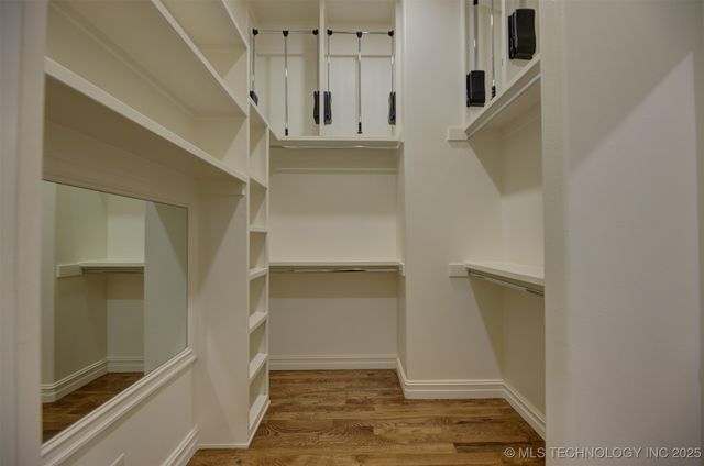 8406 S Nogales Avenue, Tulsa, OK 74132