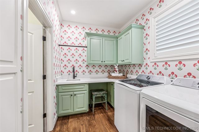 8406 S Nogales Avenue, Tulsa, OK 74132