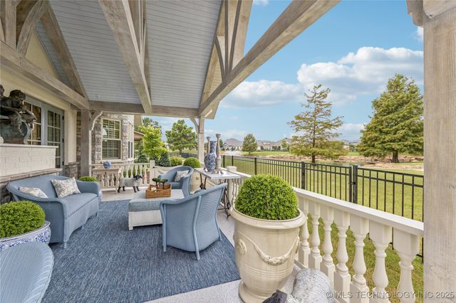 8406 S Nogales Avenue, Tulsa, OK 74132