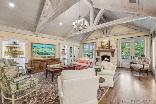 8406 S Nogales Avenue, Tulsa, OK 74132