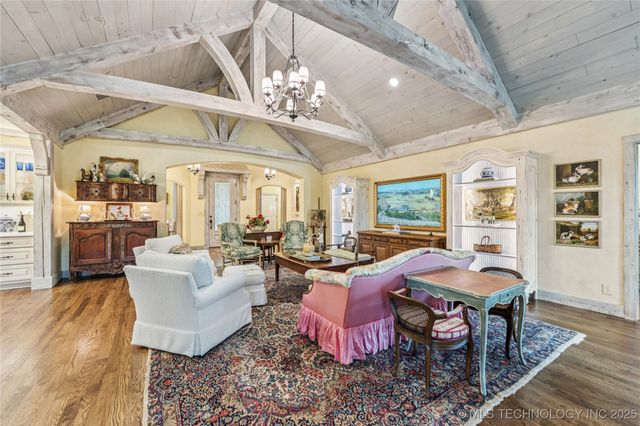 8406 S Nogales Avenue, Tulsa, OK 74132