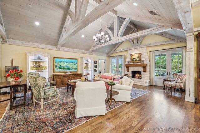 8406 S Nogales Avenue, Tulsa, OK 74132