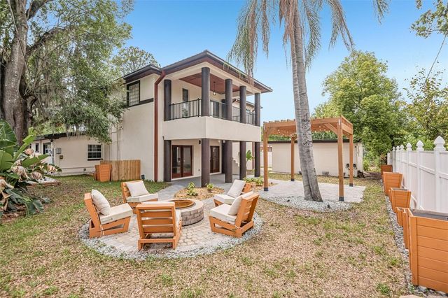 929 W BEACON AVENUE, Tampa, FL 33603
