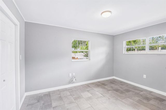 929 W BEACON AVENUE, Tampa, FL 33603
