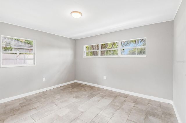 929 W BEACON AVENUE, Tampa, FL 33603