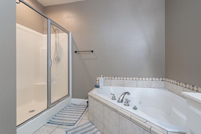 16893 Gum Springs Drive, Siloam Springs, AR 72761