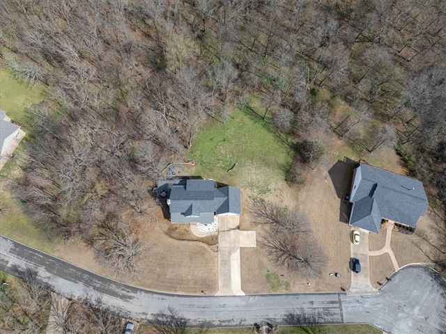 16893 Gum Springs Drive, Siloam Springs, AR 72761