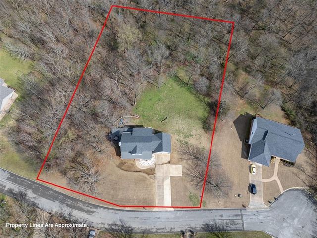 16893 Gum Springs Drive, Siloam Springs, AR 72761