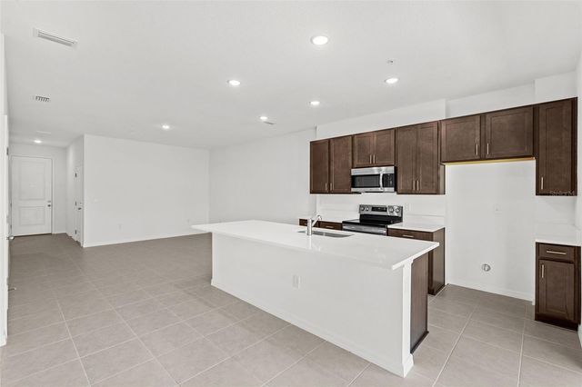 4698 WINDING RIVER ROAD, Orlando, FL 32822