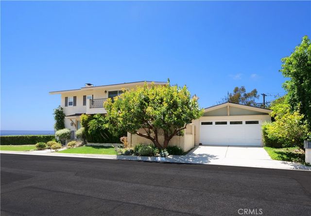 30915 Oceangrove Drive, Rancho Palos Verdes, CA 90275