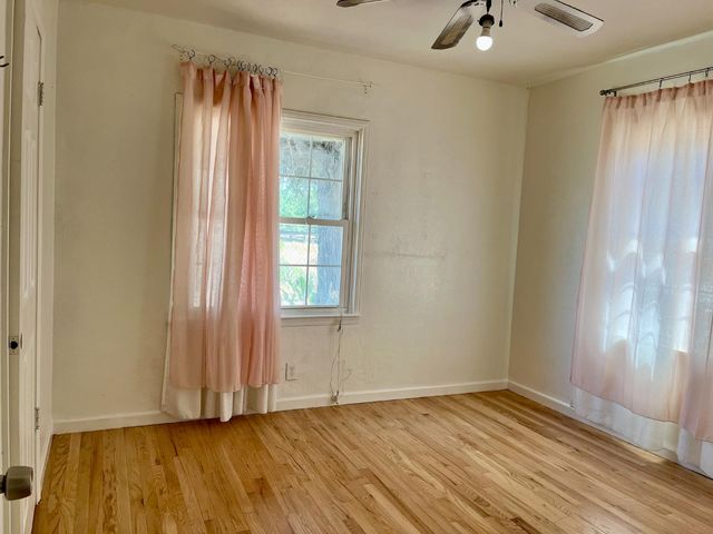 3142 W Jensen, Fresno, CA 93706