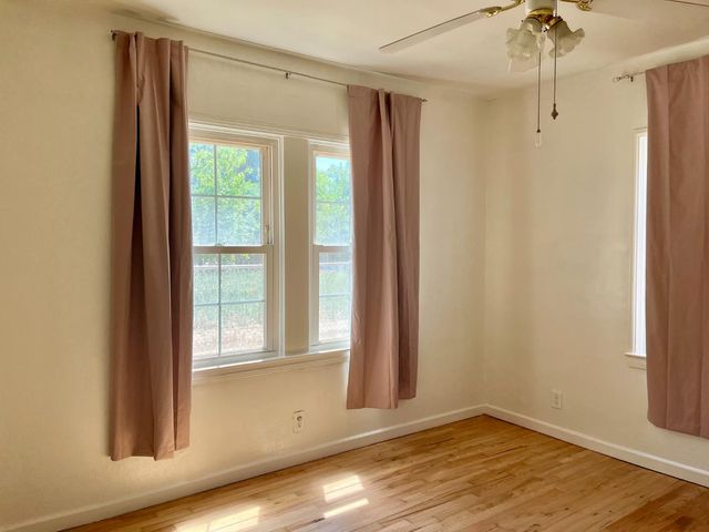 3142 W Jensen, Fresno, CA 93706