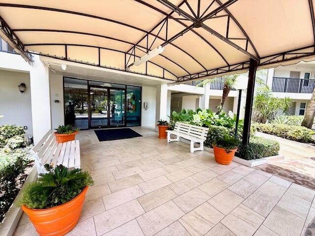 2681 S Course Drive 712, Pompano Beach, FL 33069