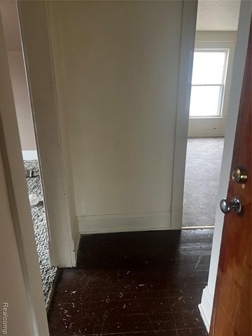 1411 5th Street, Muskegon, MI 49441