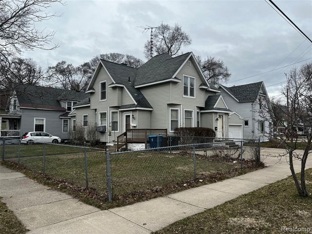 1411 5th Street, Muskegon, MI 49441