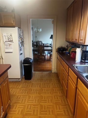 1411 5th Street, Muskegon, MI 49441