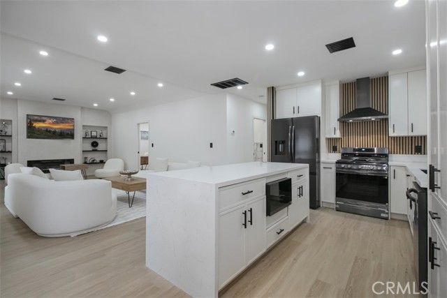 4177 Fair, North Hollywood (los Angeles), CA 91602