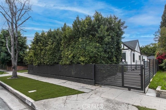 4177 Fair, North Hollywood (los Angeles), CA 91602