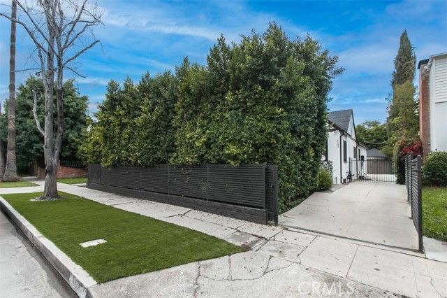 4177 Fair, North Hollywood (los Angeles), CA 91602