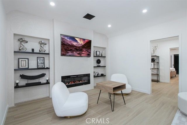 4177 Fair, North Hollywood (los Angeles), CA 91602