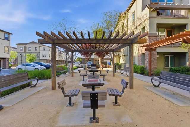 195 Carson Falls Common, Fremont, CA 94539