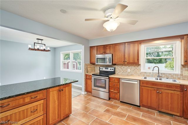 2513 Saint Francis Street, Akron, OH 44333