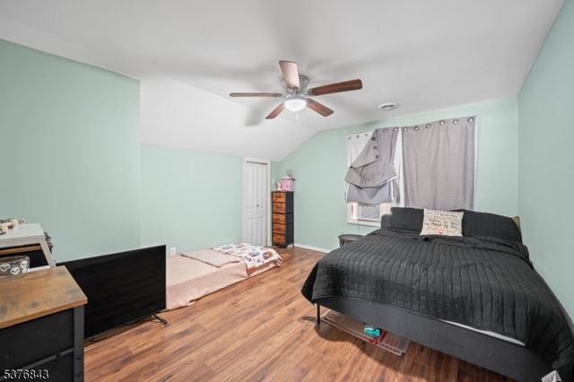 195 Merselis Ave, Clifton City, NJ 07011