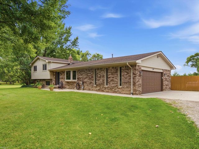 61111 Ray Center Road, Ray Twp, MI 48096
