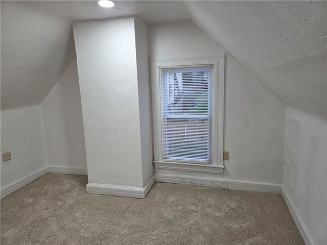 902 Gibson St, Elliott, PA 15220