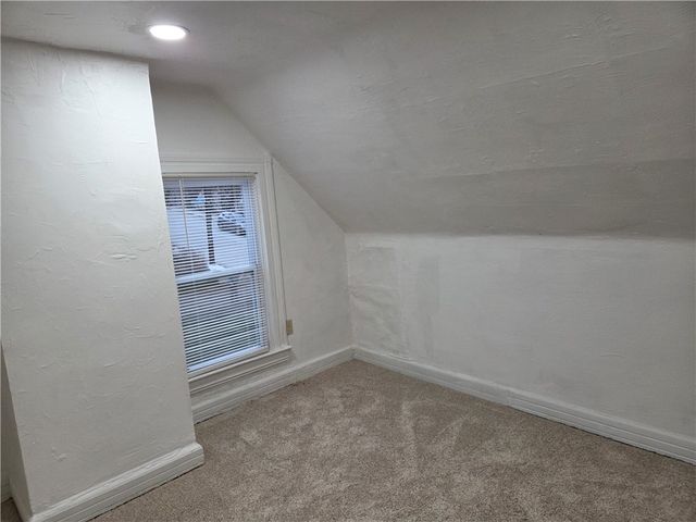 902 Gibson St, Elliott, PA 15220